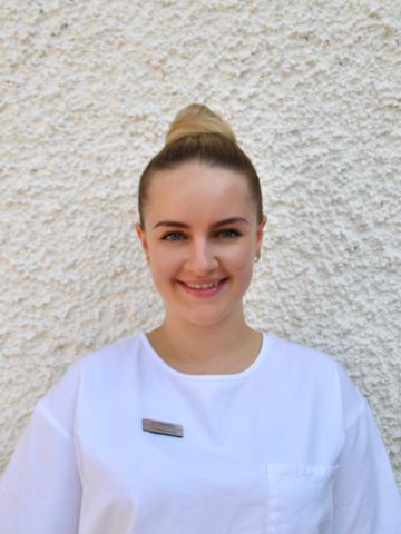 Sarah Julia Hardmeier - Dr. med. dent. Pastori - Bassersdorf
